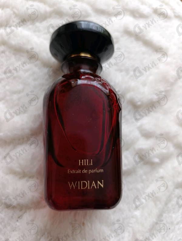 Парфюмерия Hili от AJ Arabia