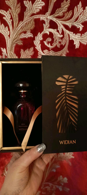 Духи Hili от AJ Arabia