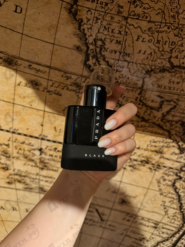 Духи Luna Rossa Black от Prada