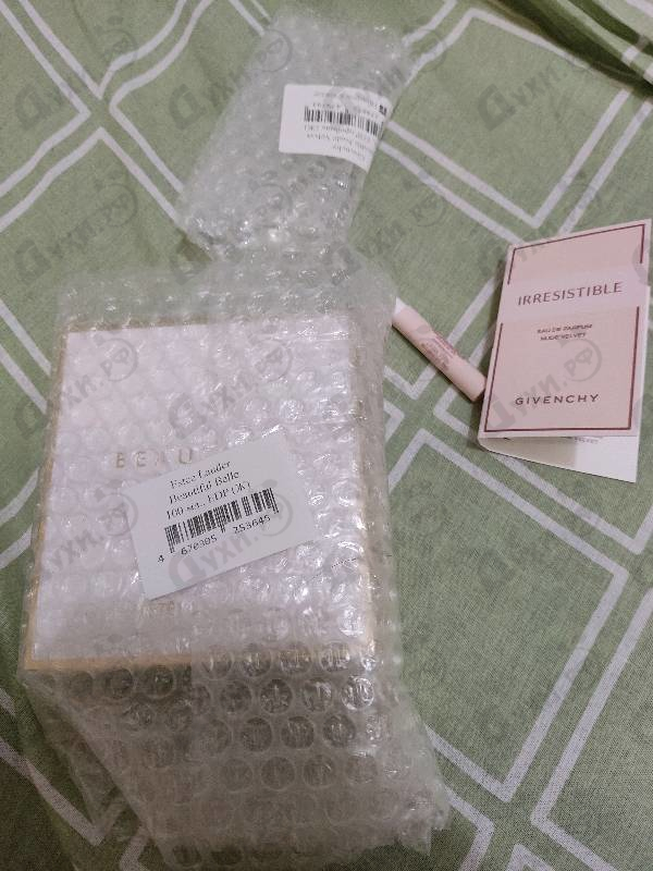 Купить Estee Lauder Beautiful Belle