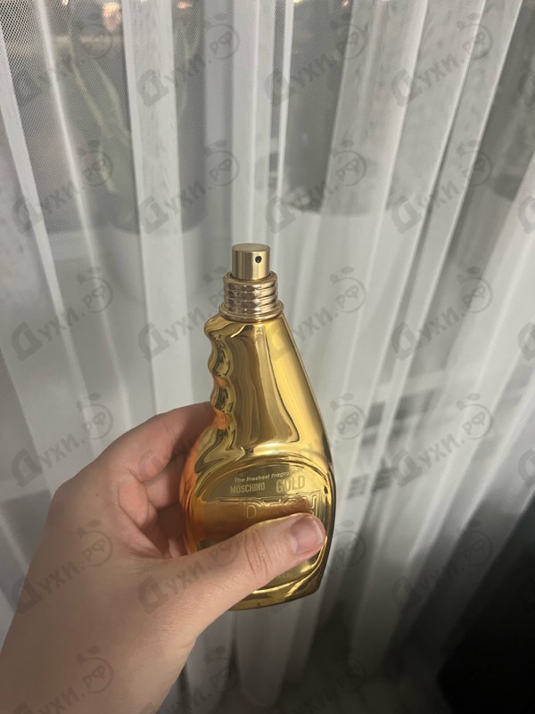 Купить Moschino Gold Fresh Couture