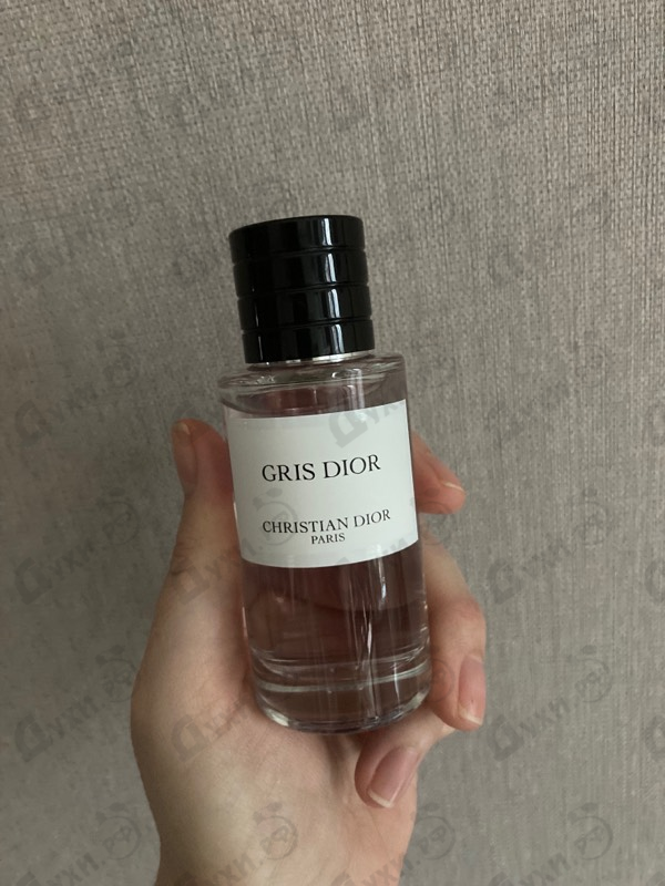 Купить Gris Dior от Christian Dior