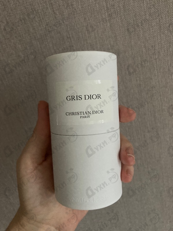 Парфюмерия Gris Dior от Christian Dior