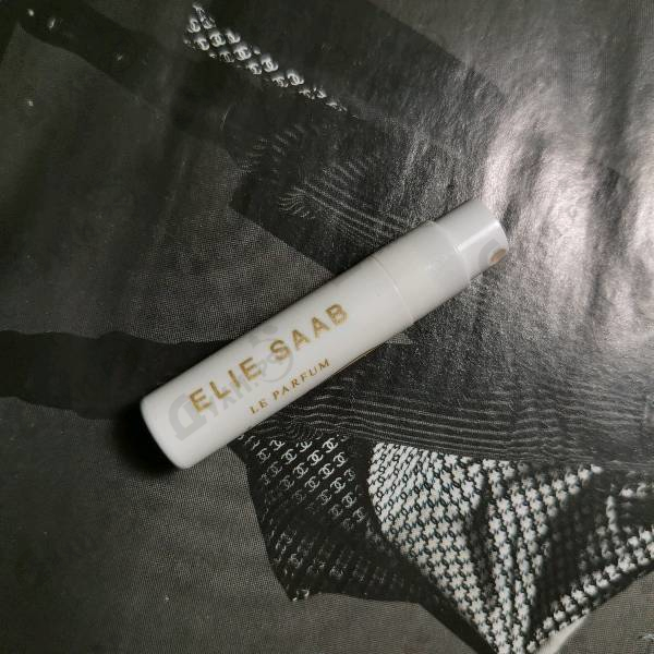 Купить Le Parfum In White от Elie Saab