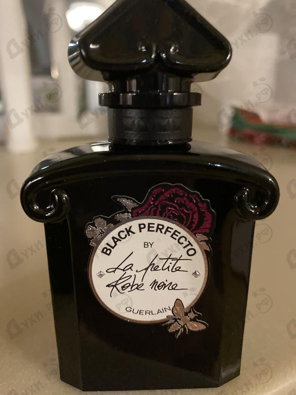 Купить Black Perfecto By La Petite Robe Noire Eau De Toilette Florale от Guerlain