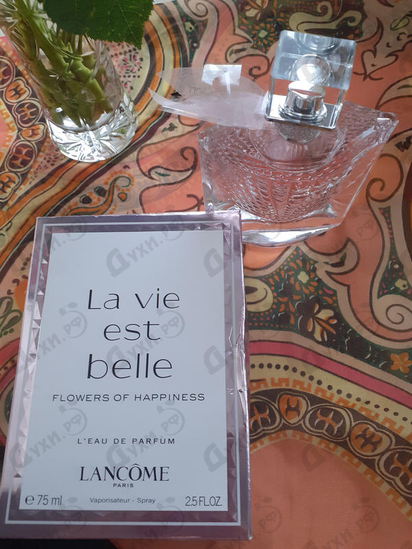 Парфюмерия La Vie Est Belle Flowers Of Happiness от Lancome