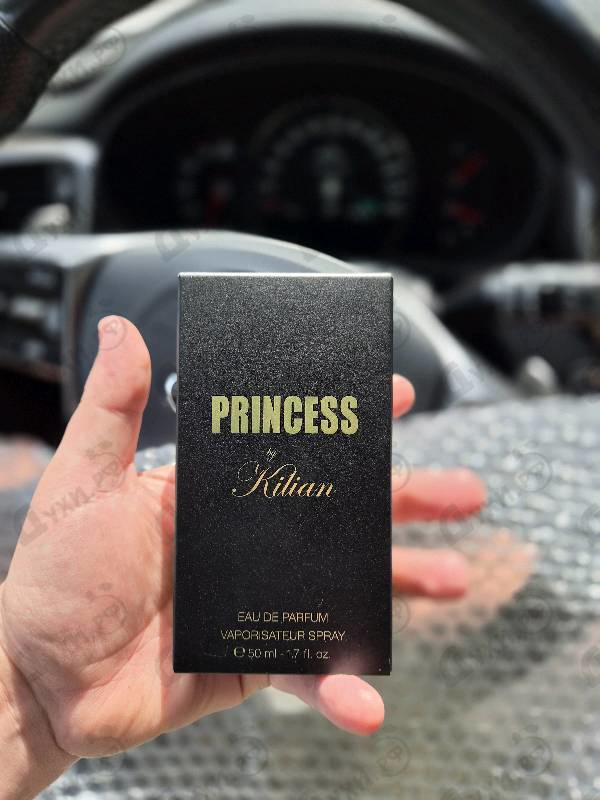 Духи I Don't Need A Prince By My Side To Be A Princess от Kilian
