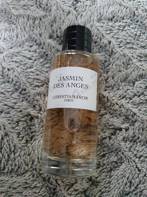 Духи Jasmin Des Anges от Christian Dior