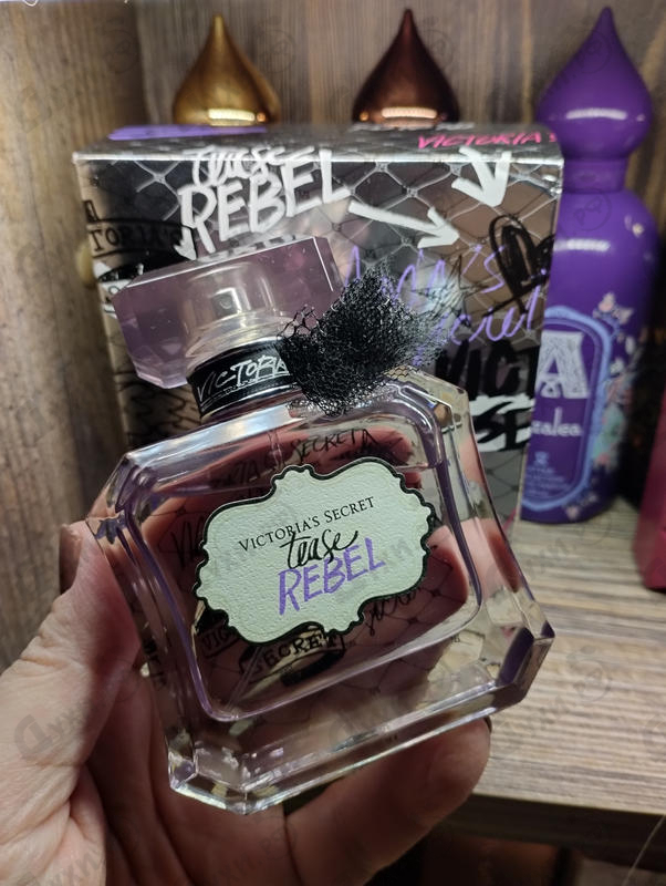 Духи Tease Rebel от Victoria's Secret