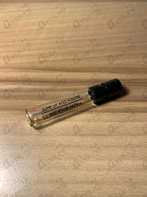 Парфюмерия Clive Christian Jump Up And Kiss Me Hedonistic