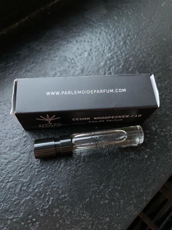 Купить Cedar Woodpecker от Parle Moi de Parfum