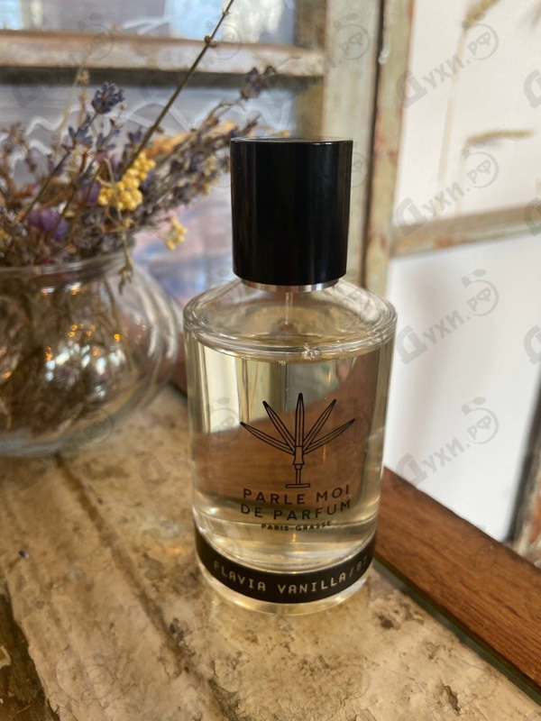 Парфюмерия Flavia Vanilla от Parle Moi de Parfum