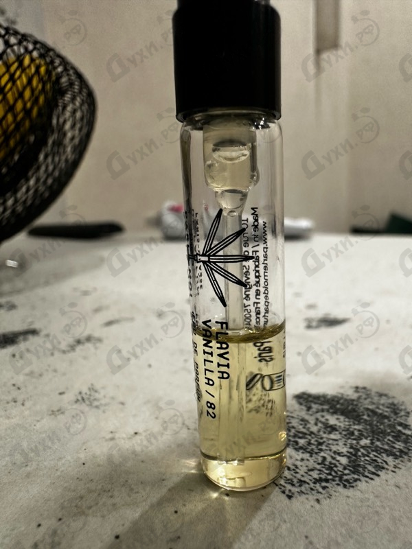 Парфюмерия Parle Moi de Parfum Flavia Vanilla