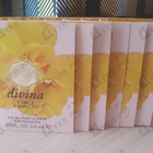 Духи Divina от Vince Camuto