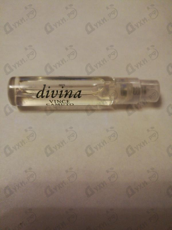 Духи Divina от Vince Camuto