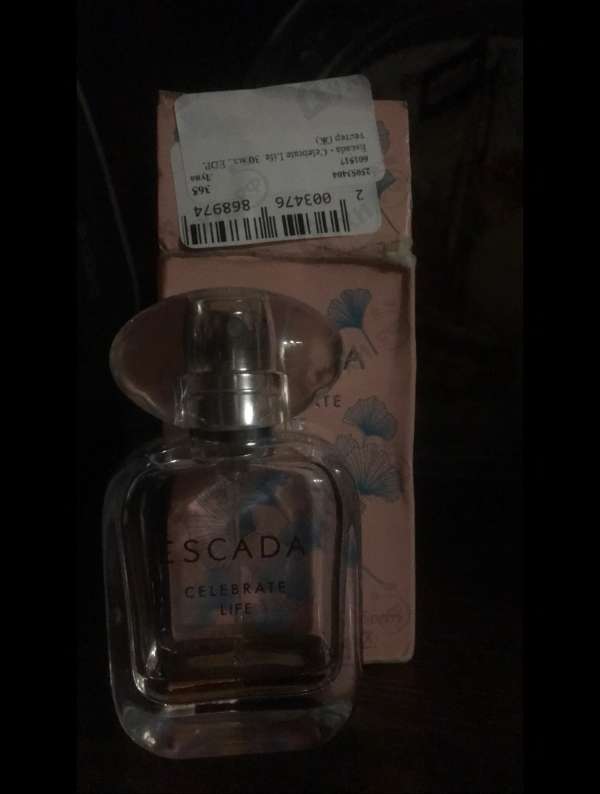 Купить Celebrate Life от Escada