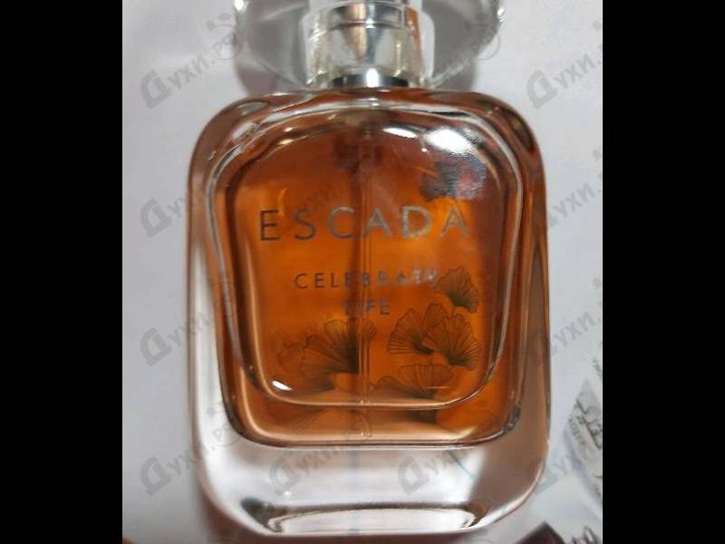Духи Celebrate Life от Escada Парфюмерия Escada Celebrate Life