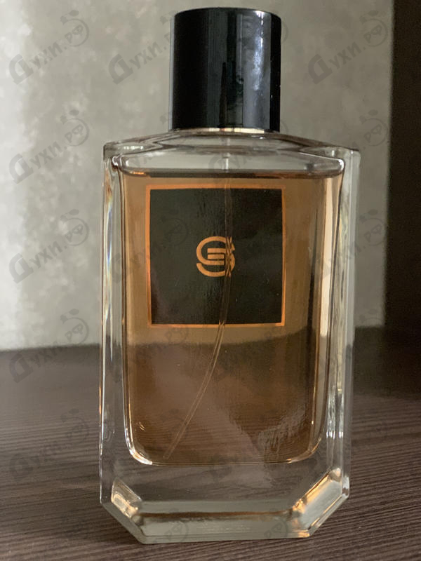 Парфюмерия Elie Saab Essence No. 4 Oud Парфюмерия Essence No. 4 Oud от Elie Saab