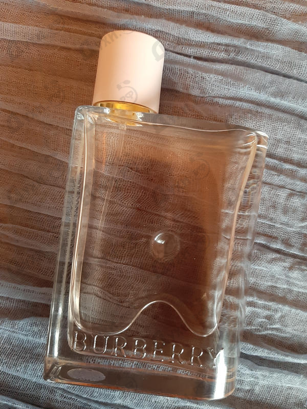 Парфюмерия Burberry Her от Burberry