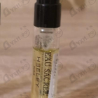 Духи Eau Sacree от Heeley