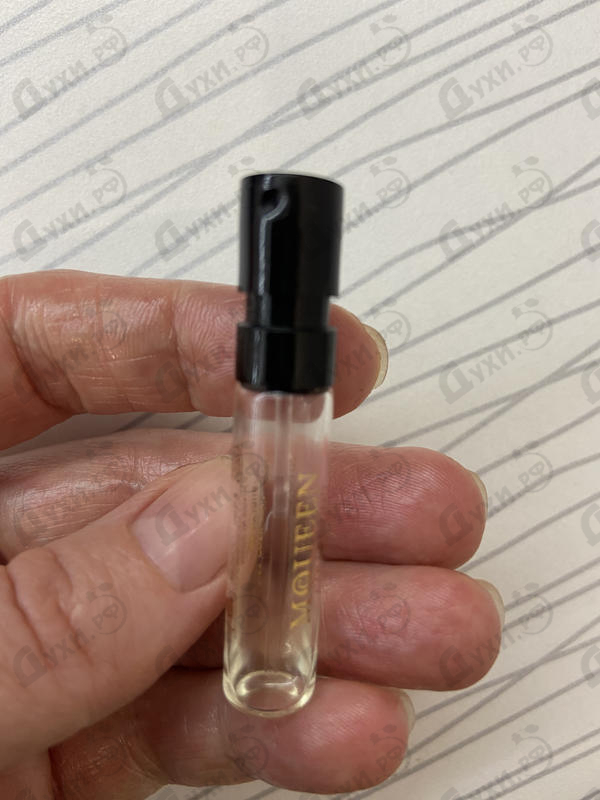 Духи Alexander Mcqueen Amber Garden Парфюмерия Amber Garden от Alexander Mcqueen