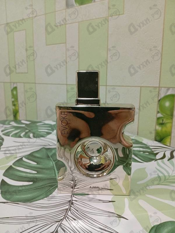 Парфюмерия Evoke Gold от Ajmal