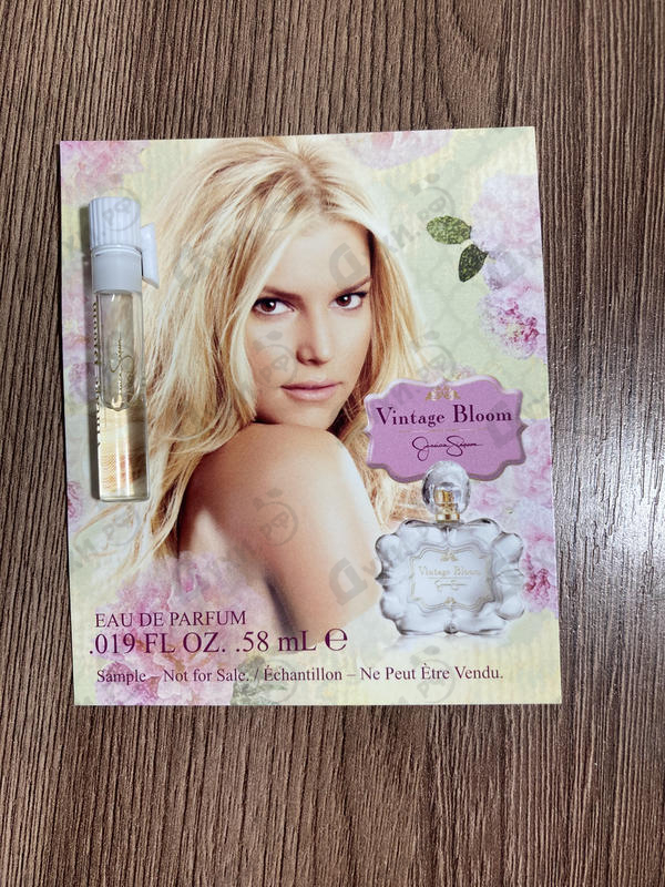 Парфюмерия Vintage Bloom от Jessica Simpson