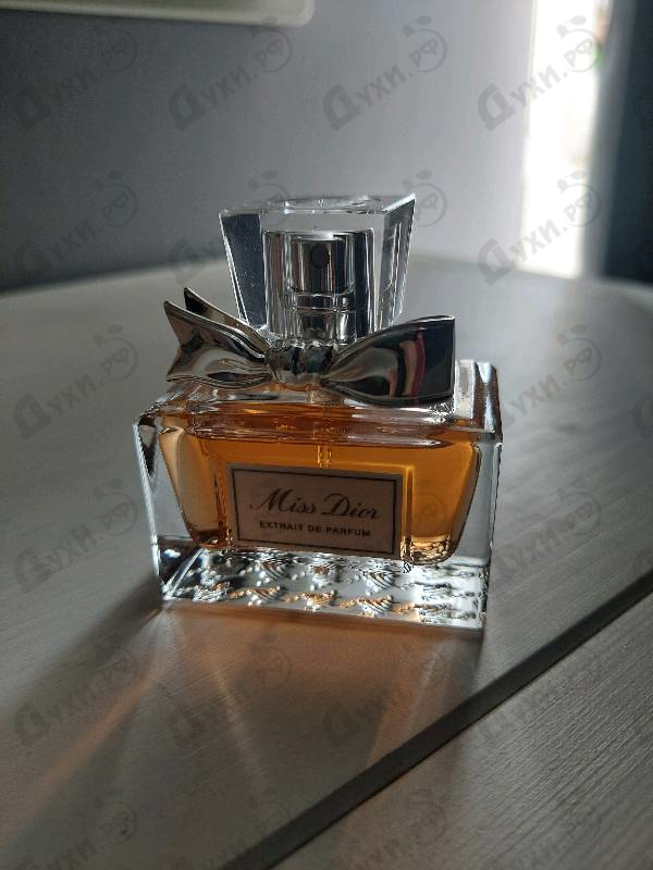 Купить Miss Dior Extrait De Parfum (2014) от Christian Dior