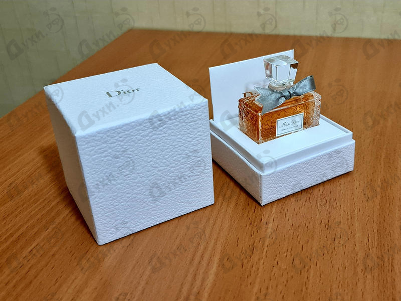 Парфюмерия Miss Dior Extrait De Parfum (2014) от Christian Dior