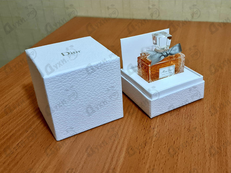 Отзывы Christian Dior Miss Dior Extrait De Parfum (2014) Парфюмерия Miss Dior Extrait De Parfum (2014) от Christian Dior