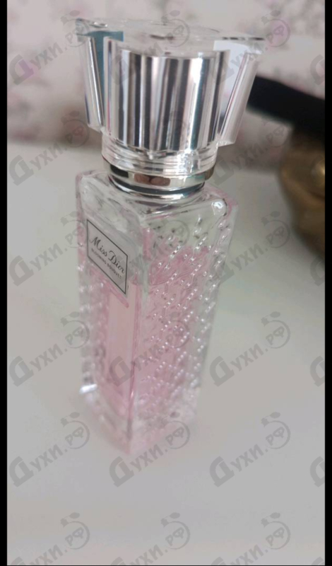 Парфюмерия Christian Dior Miss Dior Blooming Bouquet Roller Pearl