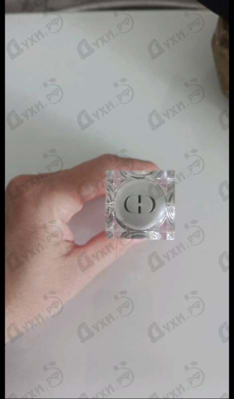 Парфюмерия Christian Dior Miss Dior Blooming Bouquet Roller Pearl