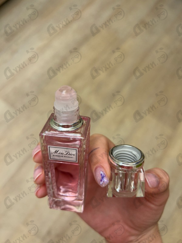 Духи Miss Dior Blooming Bouquet Roller Pearl от Christian Dior