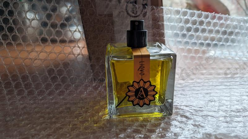 Духи Liquo от Angela Ciampagna