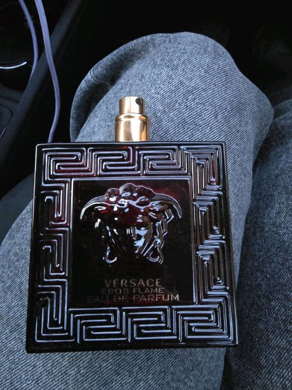 Парфюмерия Eros Flame от Versace