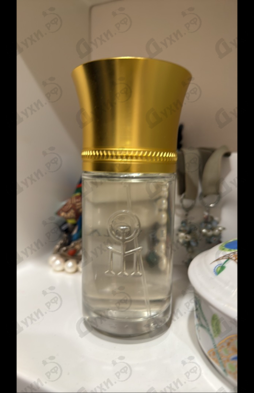 Купить Tapis Volant от Les Liquides Imaginaires