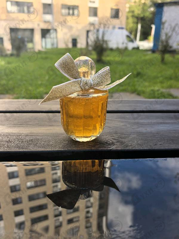 Парфюмерия Gold Seduction от Women'secret