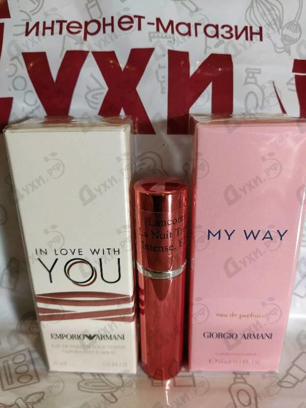 Парфюмерия Emporio Armani In Love With You от Giorgio Armani