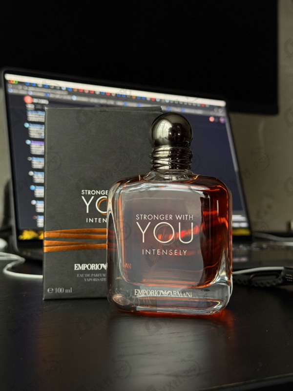 Парфюмерия Giorgio Armani Emporio Armani Stronger With You Intensely