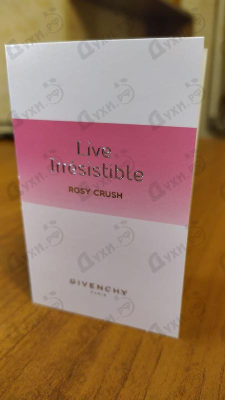 Отзыв Givenchy Live Irresistible Rosy Crush