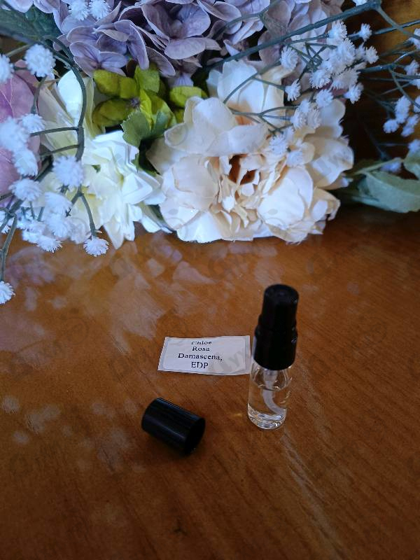 Парфюмерия Rosa Damascena от Chloe