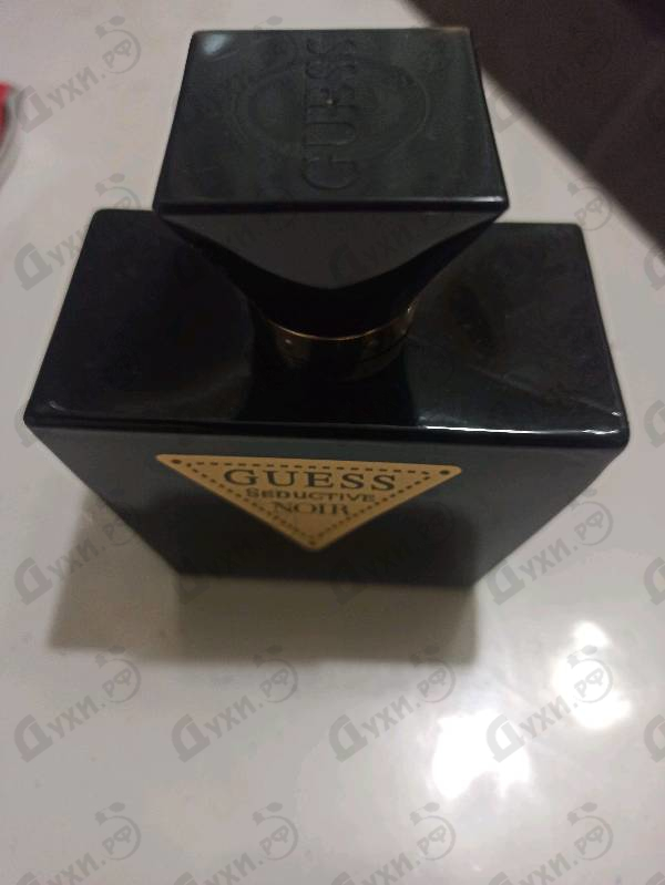 Парфюмерия Guess Seductive Noir