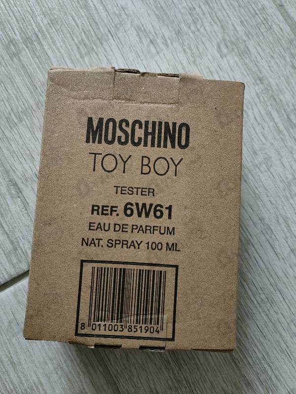 Купить Toy Boy от Moschino