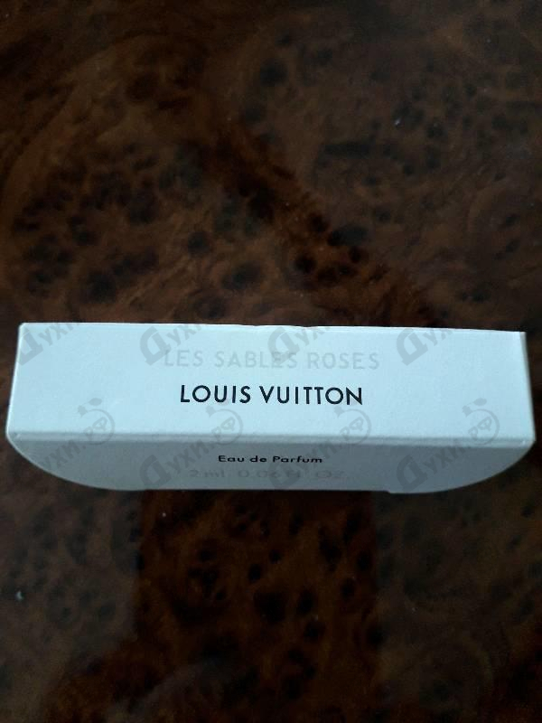 Духи Les Sables Roses от Louis Vuitton