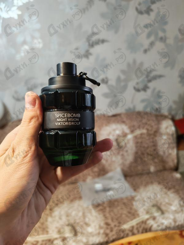 Купить Spicebomb Night Vision от Viktor & Rolf