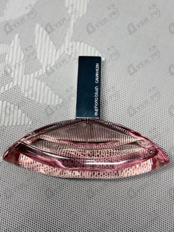 Парфюмерия Euphoria Blush от Calvin Klein