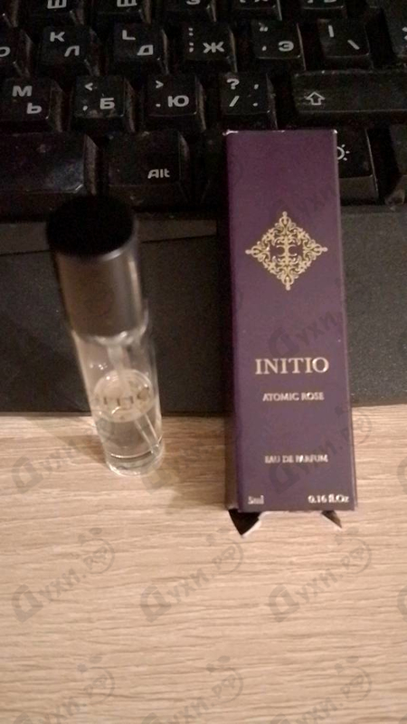 Духи Atomic Rose от Initio