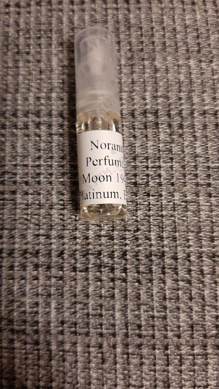 Парфюмерия Norana Perfumes Moon 1947 Platinum