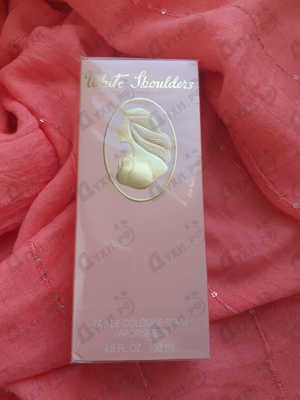 Духи White Shoulders от Elizabeth Arden