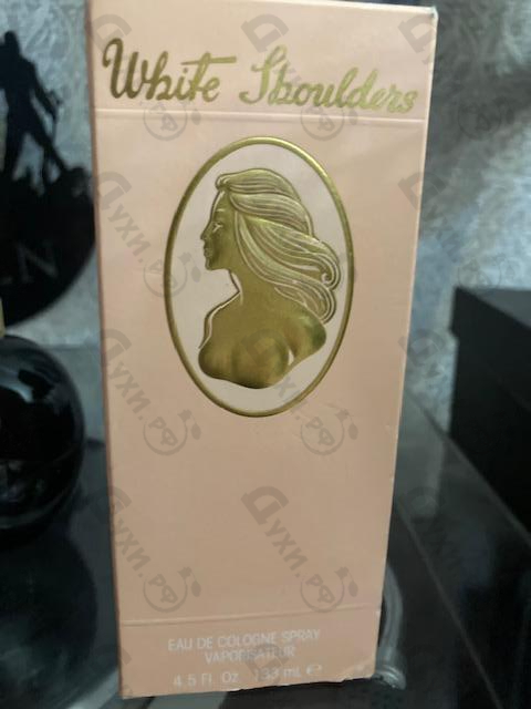 Духи White Shoulders от Elizabeth Arden